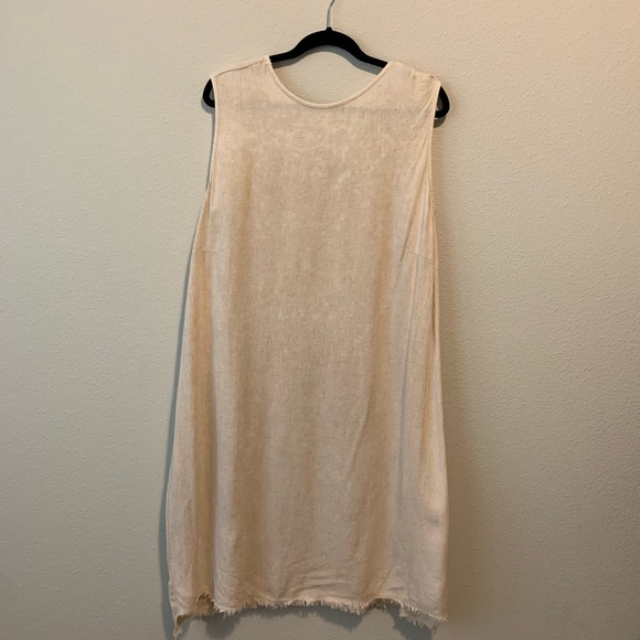 Mono B Dresses & Skirts - Mono B Dress Womens size Large Biege/Cream